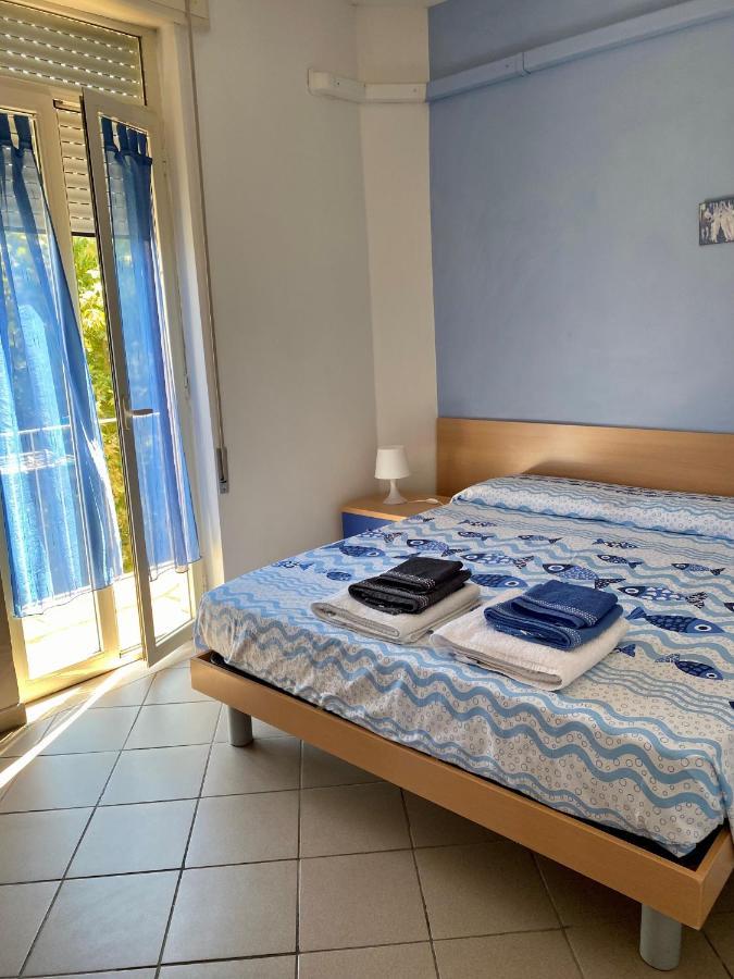 Apartment Tirreno Tirrenia Ngoại thất bức ảnh
