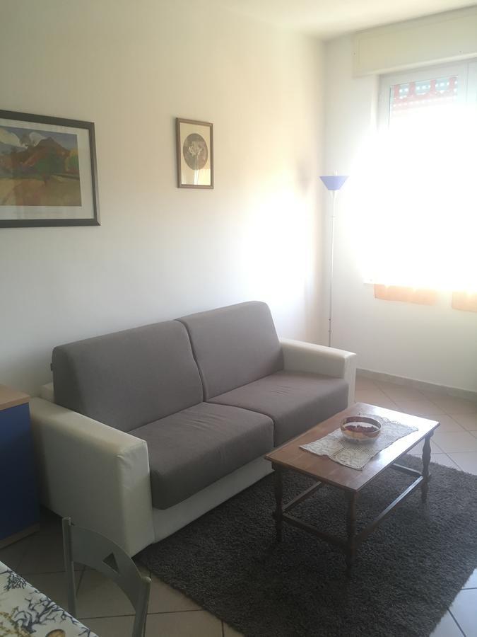 Apartment Tirreno Tirrenia Ngoại thất bức ảnh